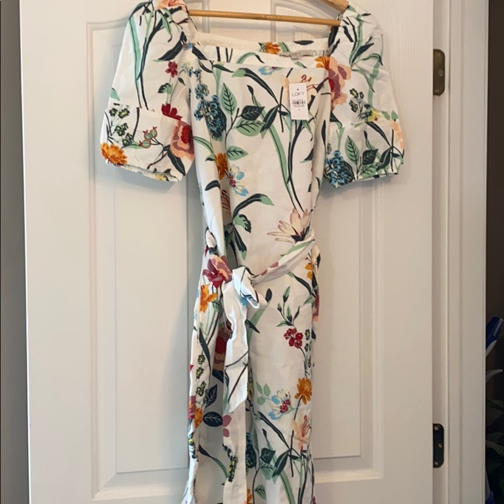 Brand New LOFT Floral Linen Dress with Pockets